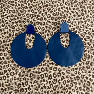 KENDRA SCOTT Diane earring in Matte Navy